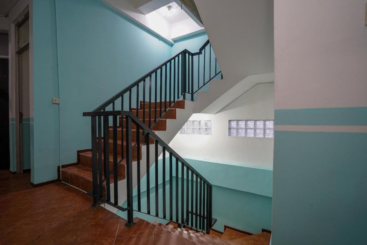 Super Oyo 1844 Bravo Residence Pangkal Pinang Eksteriør bilde